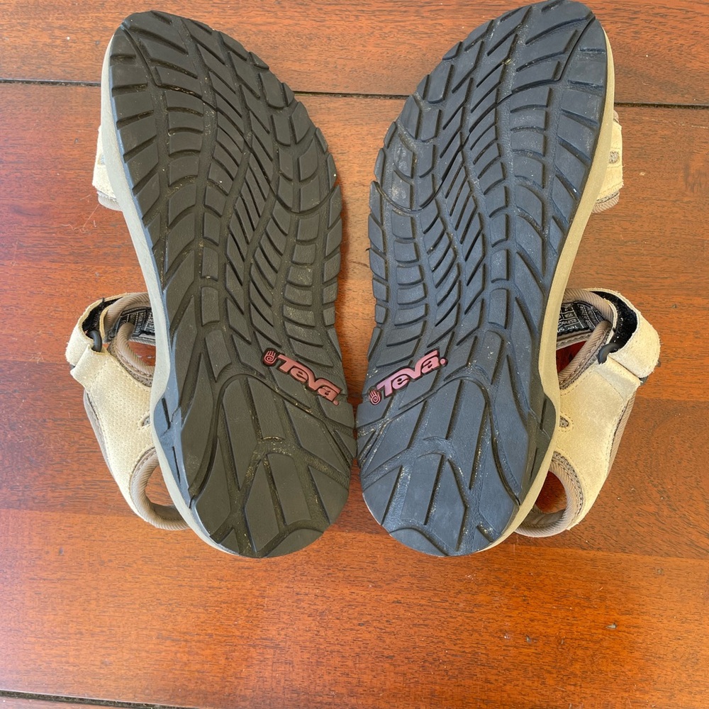 Teva Women’s Beige Open-Toe Sport Sandals - Picture 3 of 4